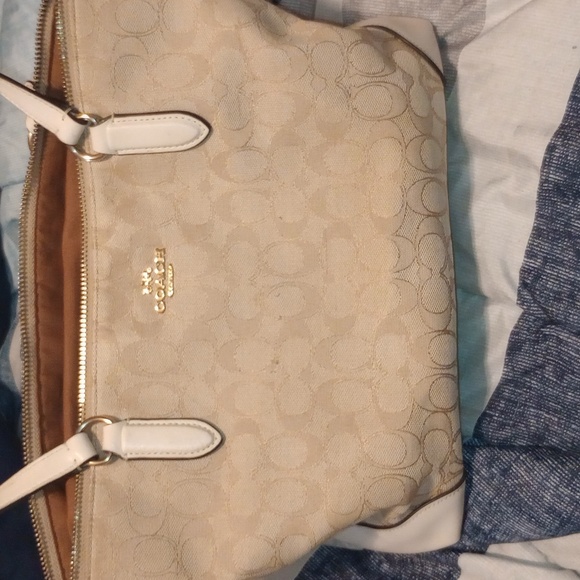 Coach purse - Picture 1 of 3